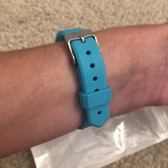 Kid’s Fitbit Band - Picture 3 of 4